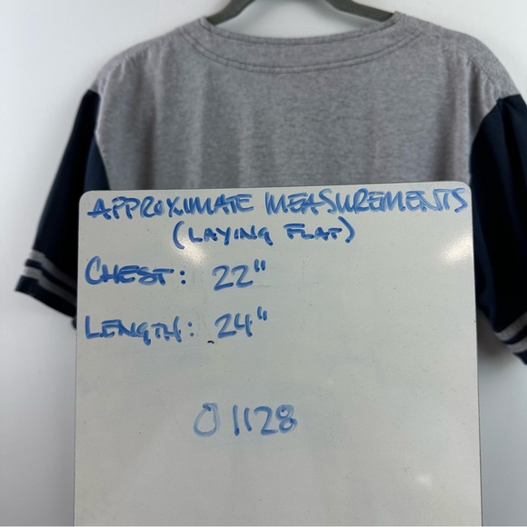 Vintage Pooh Disney Eeyore Embroidered Pocket Short Medium - Picture 7 of 7